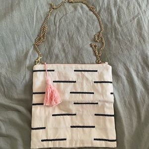 Long chained purse